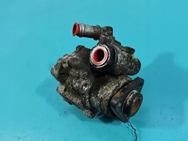 Audi Q5 8R 3.0 TDI CCWA Power Steering Pump OEM 1581447 image 2
