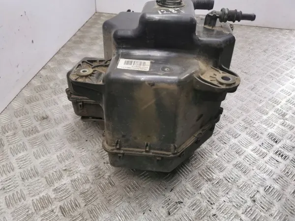 Bomba de Tanque AdBlue Nissan OEM 204115JU2A - Usado image 8