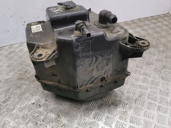 Bomba de Tanque AdBlue Nissan OEM 204115JU2A - Usado image 9