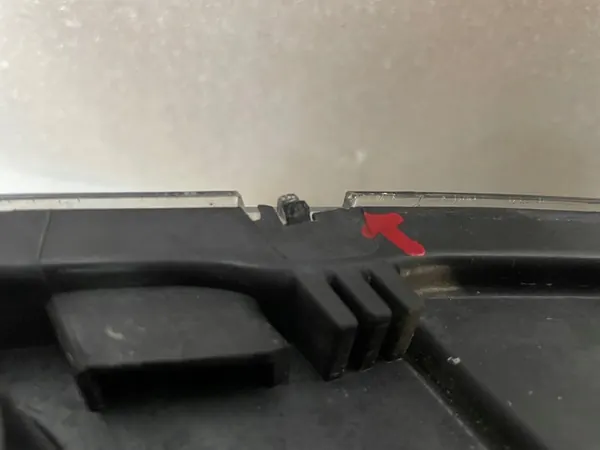 Farol esquerdo Skoda Rapid image 10