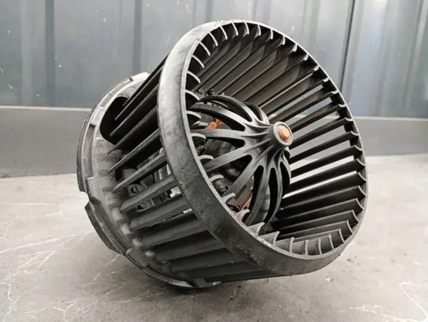 Ventilador OEM 52407905 para Mercedes Atego 2 - Usado image 8