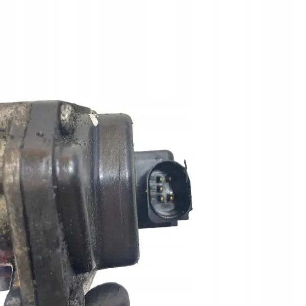 EGR-venttiili AUDI A4 (8K2, B8) 2.0L diesel 2009 03L131501E image 5