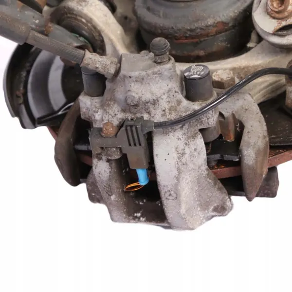 Mercedes W212 Taka-Oikea Pyörännavetta OEM A2123500241 image 6