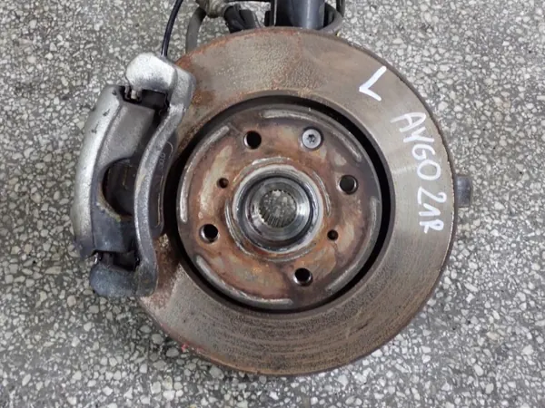 Mangona esquerda OEM 48520-0H070 Toyota Aygo image 4