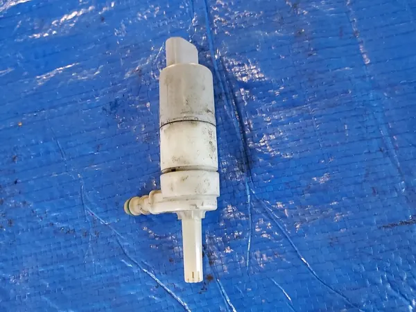 OPEL Insignia A Zafira C Astra Pyyhkijäpumppu XENON 13250289 image 2