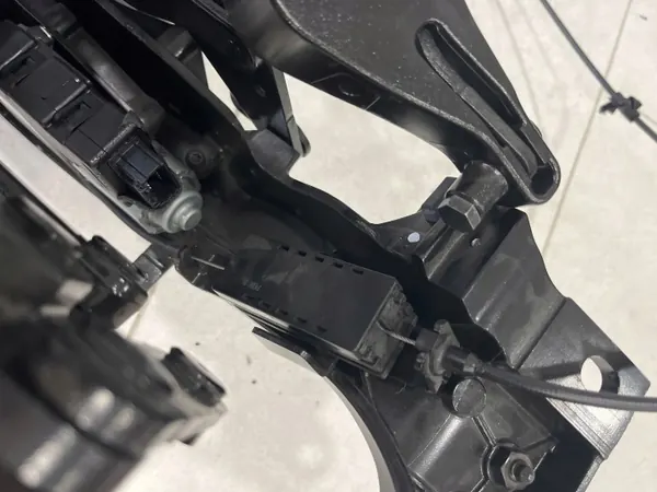 Toit Cabriolet Chevrolet Corvette C8 OEM 900001193180 image 8