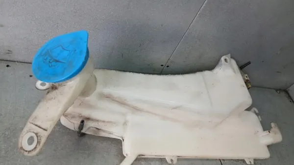 Scheibenwaschbehälter Honda HR-V I 1.6 98-01 OEM 145874 image 3