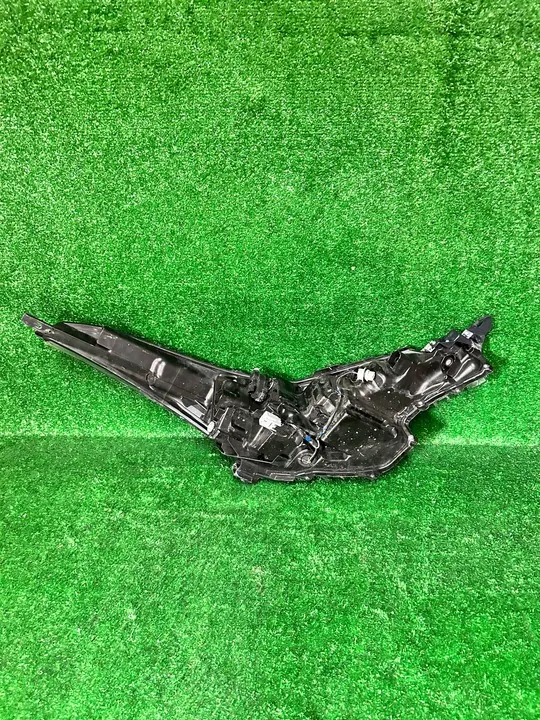 Faros delanteros izquierdo Toyota C-HR 2016- image 4