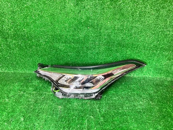 Faros delanteros izquierdo Toyota C-HR 2016- image 6
