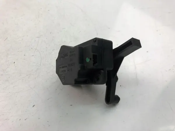 Ford OE klepactuator 6G9N19E616BA Focus C-MAX image 2