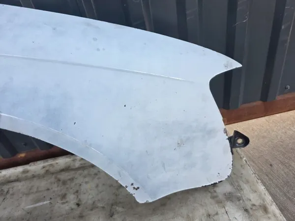 Höger framskärm OEM BŁOTNIK PRAWY PRZÓD Audi A4 B7 image 3