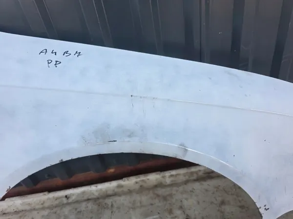 Höger framskärm OEM BŁOTNIK PRAWY PRZÓD Audi A4 B7 image 4