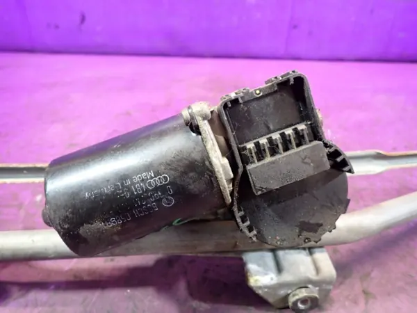 Audi A6 C5 ruitenwissermotor OEM Zawada-382977- image 6
