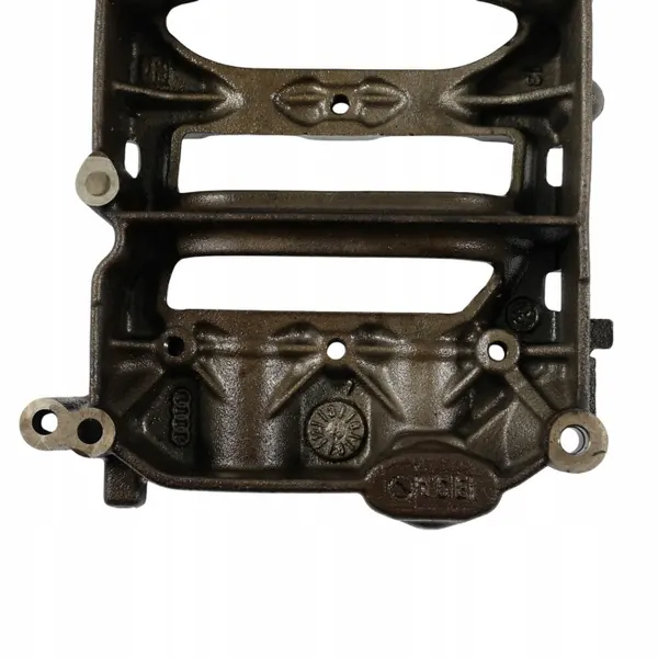 OEM 03L103535V Oljepumpshus Audi A5 8T image 3