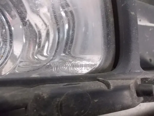 TOYOTA AVENSIS II T25 05 R FAROL HALÓGENO DIREITO OEM 81210-05060 image 4