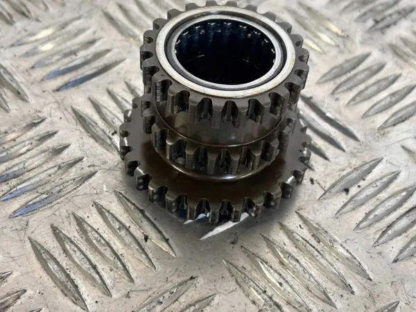 Maserati Levante jakoketjun hammaspyörä OEM 630137 image 2