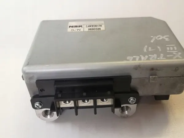 Contrôleur d'accélérateur Nissan X-Trail T32 OEM EANCEC0179 image 3