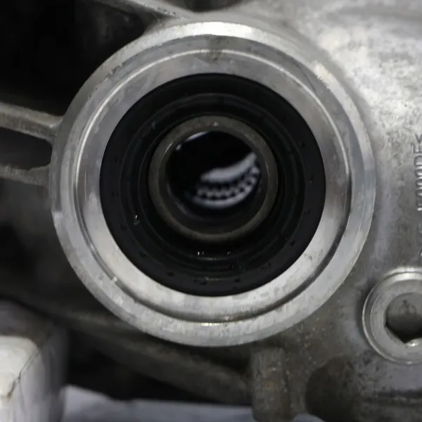 BMW OEM 8881536 Achterdifferentieel voor M235iX B48R image 10