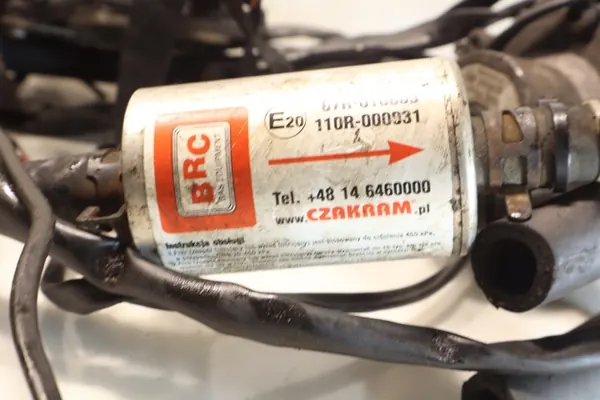Kit LPG usado OEM E3110R-001001 para Citroen C4 image 10