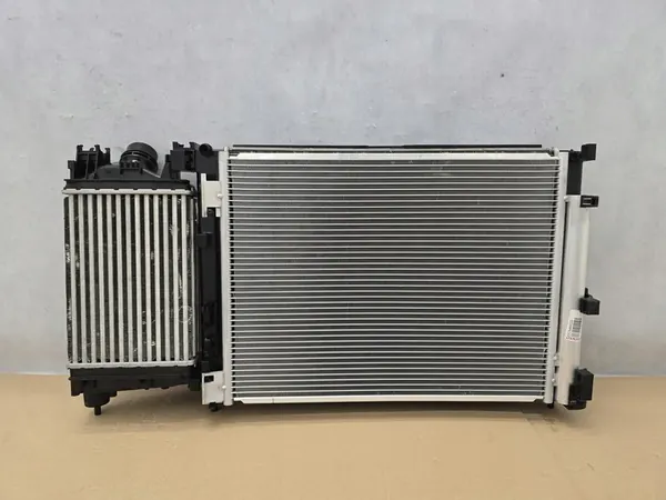 Conjunto Completo de Radiadores Renault Clio Nissan 19- OEM 214813773R image 2