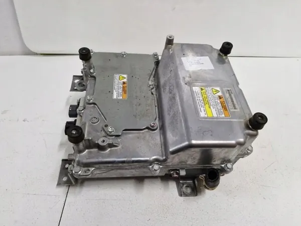 Mitsubishi Outlander PHEV Omvormer 9410A081 - Gebruikt image 2