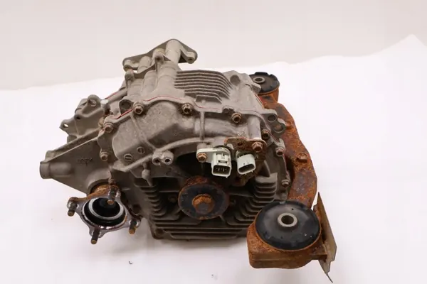 Lexus RX IV 450h bakaxel differential OEM 82090-48010 image 5