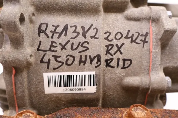 Lexus RX IV 450h bakaxel differential OEM 82090-48010 image 9