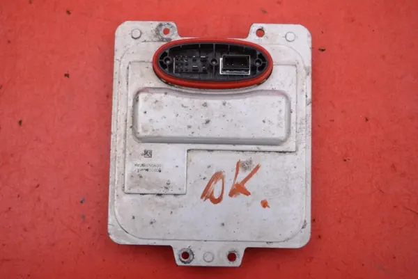 Xenon-virtalähde OEM 5DC009060-00 Vasen Mercedes E-sarja image 2