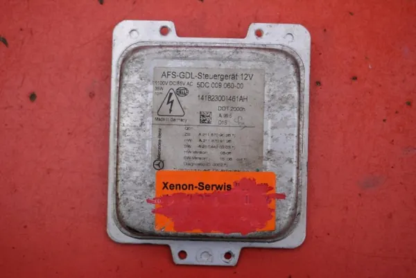 Xenon-virtalähde OEM 5DC009060-00 Vasen Mercedes E-sarja image 8
