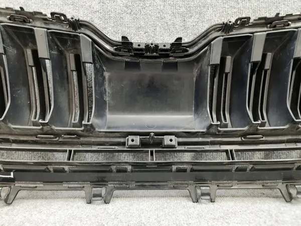 Front Bumper Grille Skoda Kodiaq 2021-2024 OEM 565853653A image 9