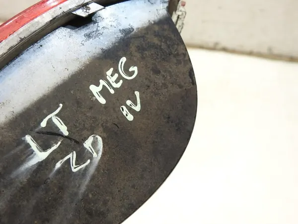 Farol de neblina traseiro esquerdo Renault Megane IV HB image 2