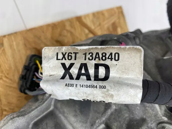 Reductor del eje delantero OEM LX677L486JApinya Ford image 4
