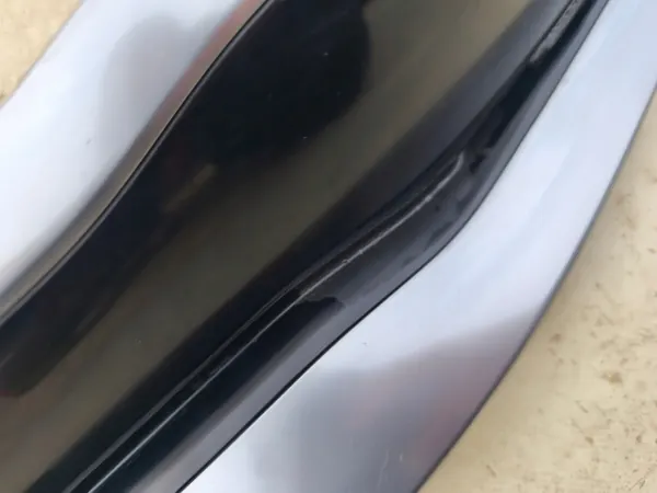 Kia Stonic etupuskurin ritilä OEM 86350-H8410 image 4