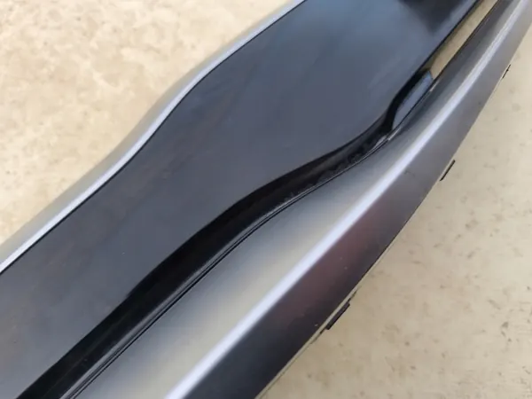 Kia Stonic etupuskurin ritilä OEM 86350-H8410 image 5