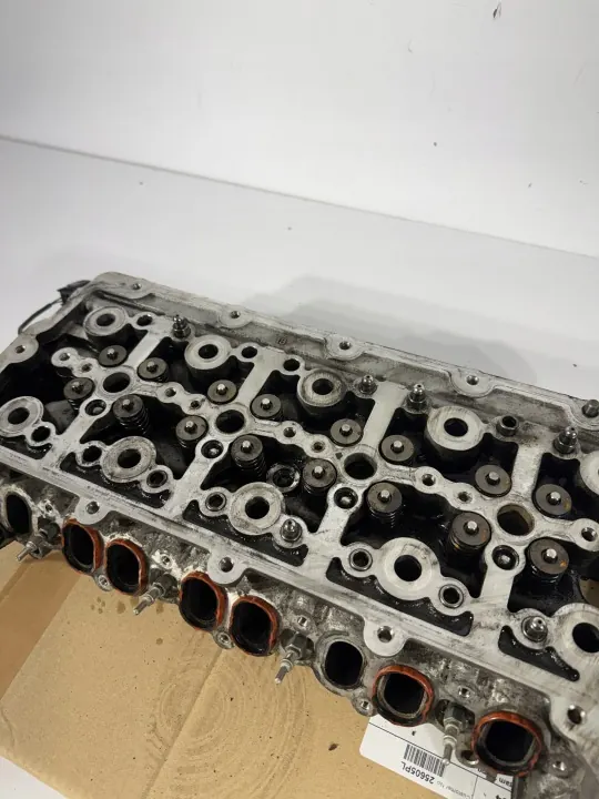Jaguar F-PACE 2.0D Cylinderhuvud OEM PBG4D3-6090-AC image 4