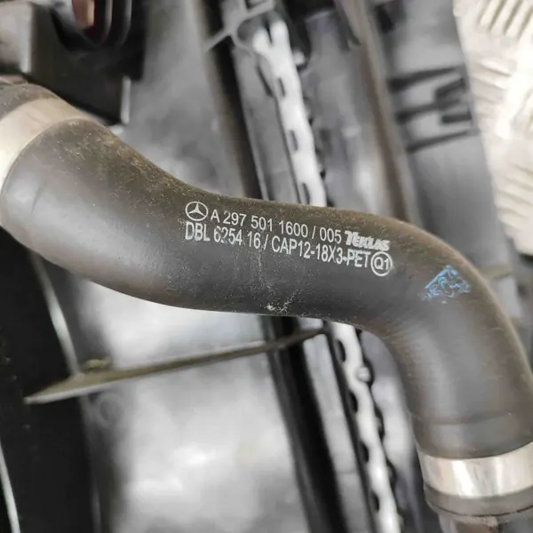Peça Arrefecimento Mercedes-Benz OEM A0995047100 Usada image 10
