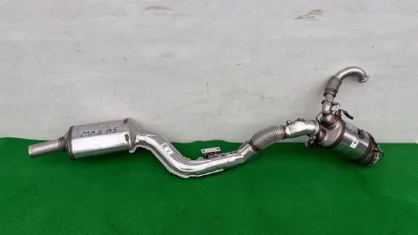 Audi A5 B10 8B3 Avgasrör OEM 8B3131703L MAGA5 image 2