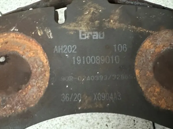 Grau Bromsbelägg OEM 1910089010 för Iveco Stralis image 3