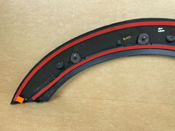 OEM 8K9853817A Pare-boue arrière gauche Audi A4 B8 image 4