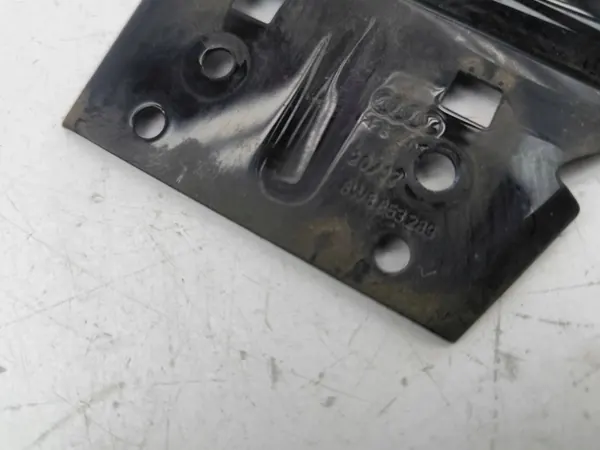 Audi A5 2024 Vänster dörr fönsterpackning OEM 8W8853289 image 6