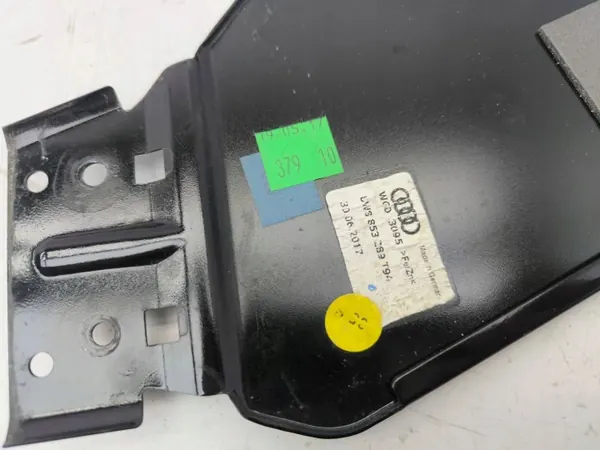 Audi A5 2024 Vänster dörr fönsterpackning OEM 8W8853289 image 8