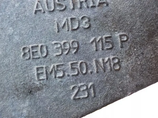 Vaihteiston tuki OEM 8E0399115P Audi A4 B7 2.0 TDI image 7