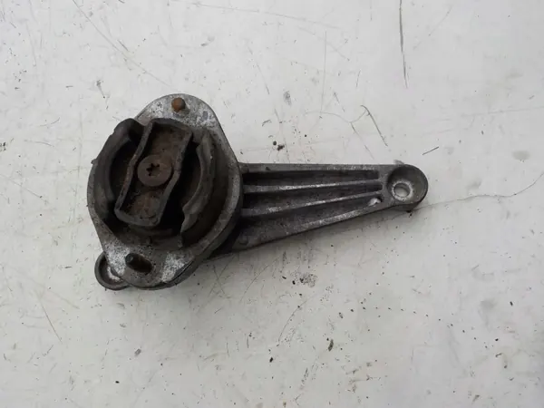Vaihteiston tuki OEM 8E0399115P Audi A4 B7 2.0 TDI image 8