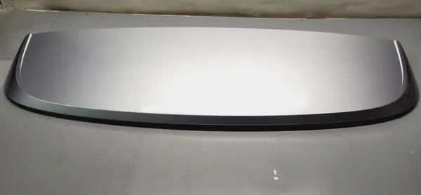 Skoda Kamiq Spoiler OEM 658827878A - Kofferbakstrip image 2