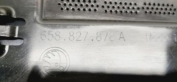 Skoda Kamiq Spoiler OEM 658827878A - Kofferbakstrip image 3