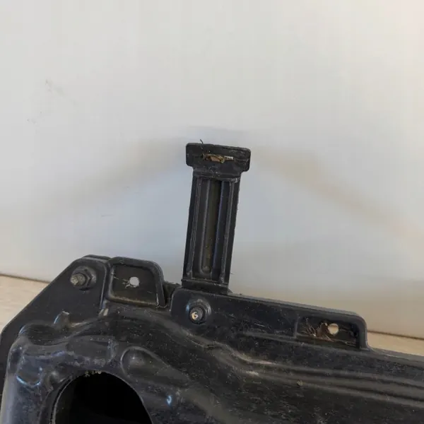 Barra reforço para-choques traseiro Kia OEM JPF86631F1500 image 7