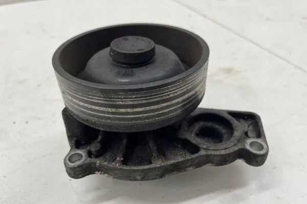 Vattenpump BMW 2 ACTIVE TOURER (F45) 1.8L diesel image 2