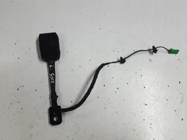 Fiat 500X 14-17 Fivela Cinto Esquerda Dianteira OEM 52040911 image 2