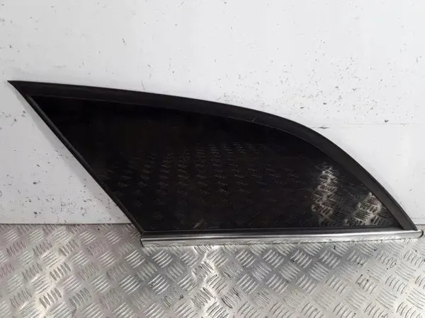 Ventana trasera izquierda OEM A2046701154 Mercedes C-Class image 2