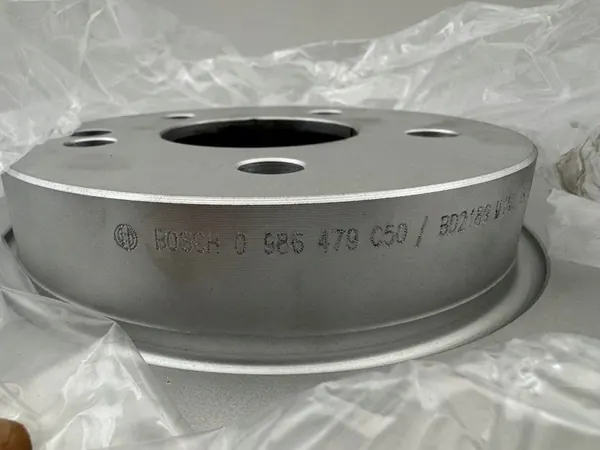 Bosch Ventilated Brake Disc 300 mm 5 Holes image 3